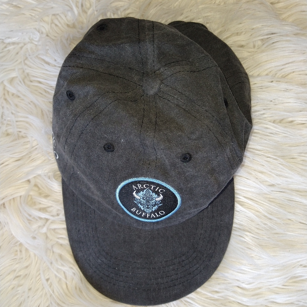 Artic Buffalo Cap